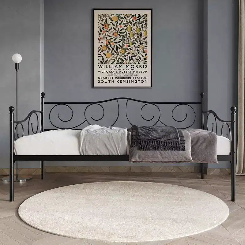 Retro Style Metal Daybed